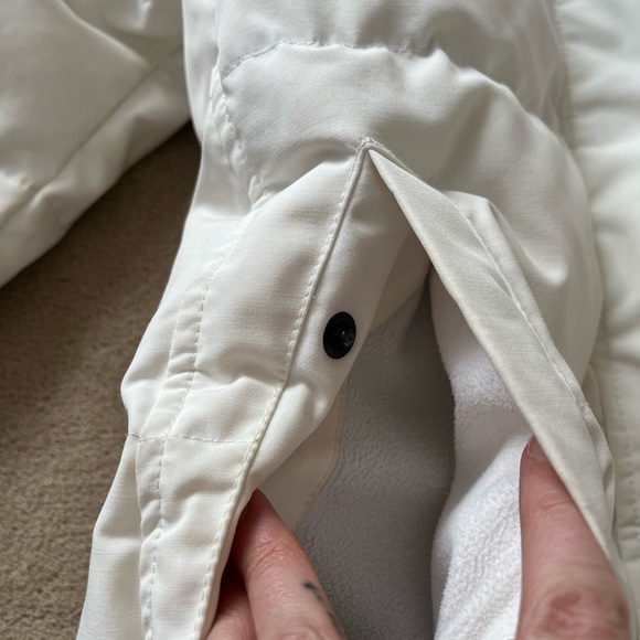 Canada Goose White Puffer Jacket with Fur Hood - Picture 3 of 16